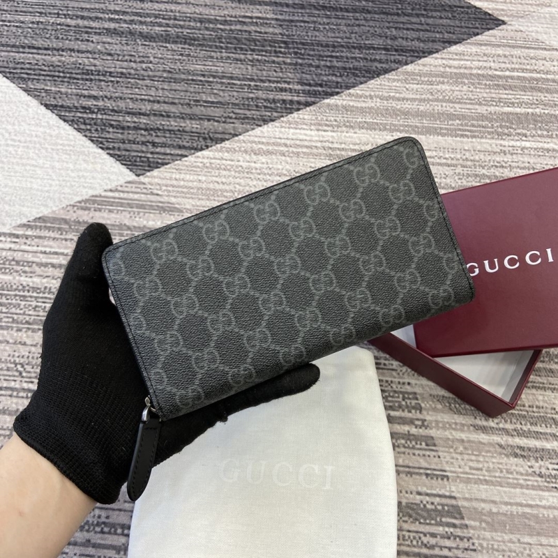 G*u*i wallets & purse